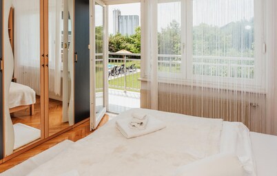 Beautiful home in Dugo Selo with WiFi