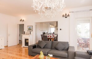 Älytelevisio, pöytäjalkapallopöytä, pöytätennispöytä