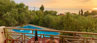 Ambelos Village SeaView and Pool Villa Kotsifali
