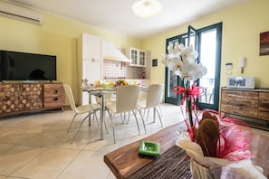 Apartment, Sea View | Private kitchen | Electric kettle - L'alba di Santa Cesarea (Santa Cesarea Terme)