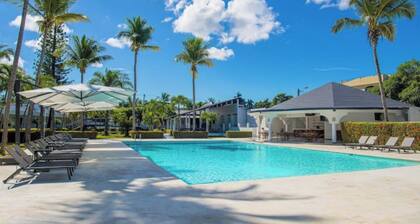 Paradise - El Colibri (1 Room) Pool view #1