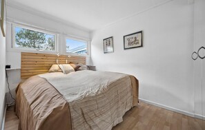 2 chambres, fer et planche à repasser, Wi-Fi gratuit