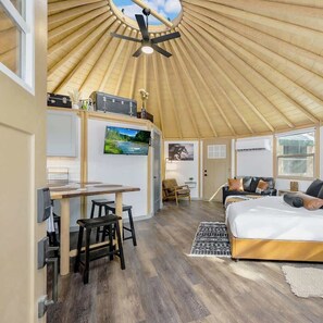 12 bedrooms, iron/ironing board, travel cot, WiFi