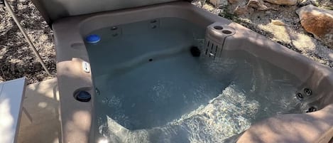 室外 SPA 浴池