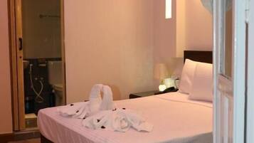 Deluxe Double Room, Balcony, City View | Hypo-allergenic bedding, memory foam beds, in-room safe, desk