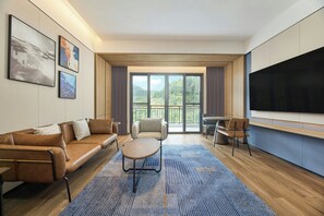 Living room - Four Points By Sheraton Anshun, Huangguoshu (Anshun)