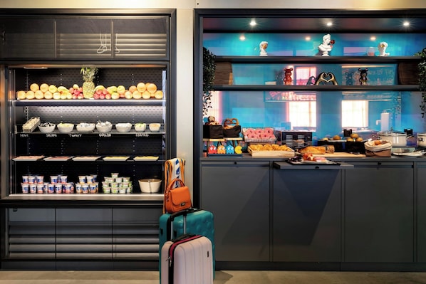 Buffet breakfast on weekends (EUR 19 per person)