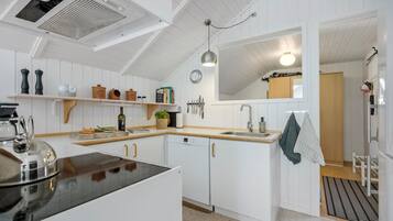 Réfrigérateur, four, plaque de cuisson, lave-vaisselle