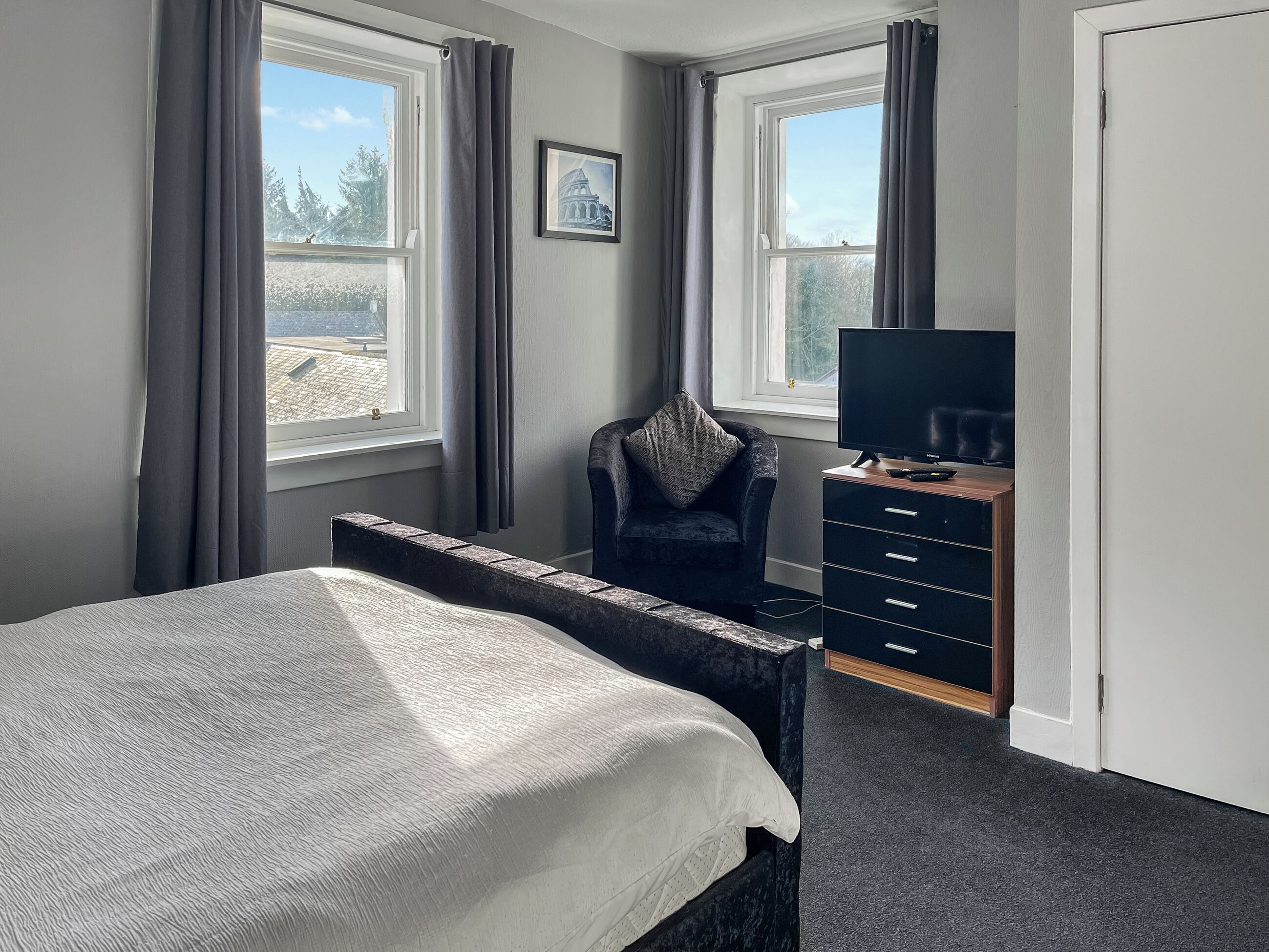 2 habitaciones, wifi gratis y ropa de cama 