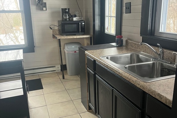 Frigorífic, microones, forn i placa de cuina