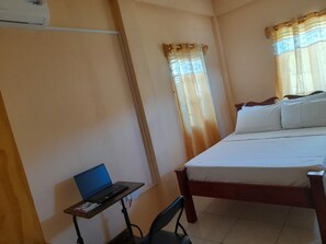 3 chambres, bureau, fer et planche à repasser, Wi-Fi gratuit