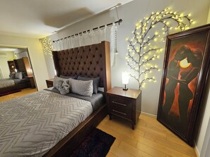 6 Schlafzimmer, Schreibtisch, Bügeleisen/Bügelbrett, WLAN