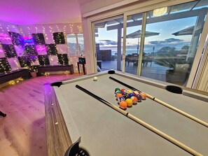Game room - Luxury Sunset View • Deck Spa Firepit • Sleeps 18 (San Diego)