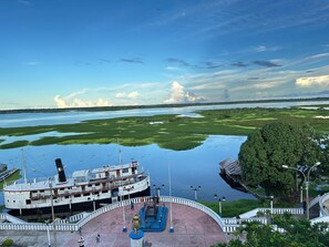 Habitación doble, balcón, vistas al río | Terraza o patio