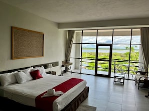 Superior Double Room, 1 King Bed, Balcony, River View