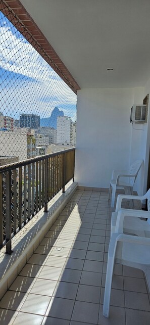 2 bedrooms, free WiFi - Sua Casa no Rio Ipanema 2Qts com Garagem (Rio de Janeiro)
