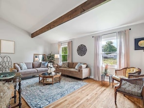 Smart TV, fireplace, offices