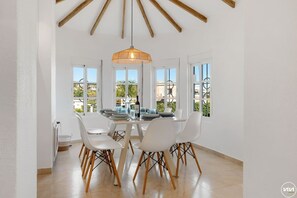Dining - Casa Blanca | private pool - big garden - jacuzzi (Estepona)