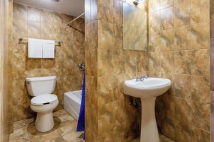 Free toiletries, towels