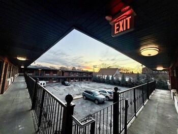 Admiral Motel By Oyo Chicago I-94