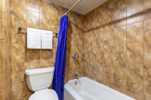 Articles de toilette gratuits, serviettes fournies