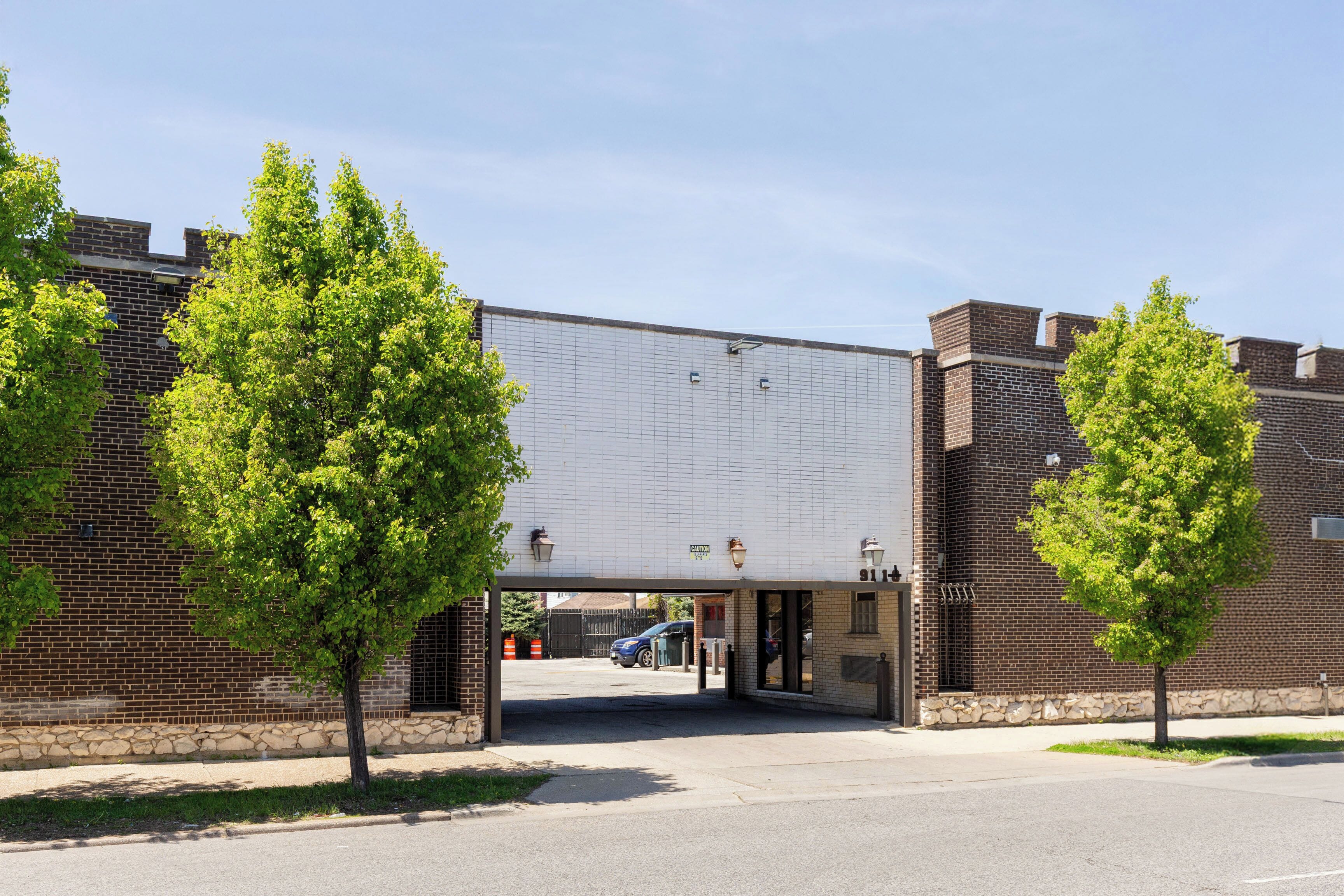 Photo - Admiral Motel By OYO Chicago I-94