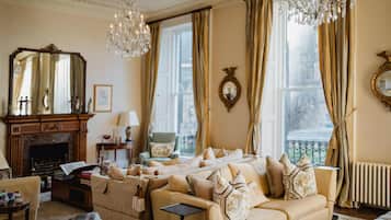 TV, DVD player, offices