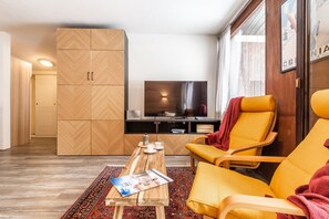 TV - Comfortable apartment with direct access to the Cervinia slopes (Breuil-Cervinia)