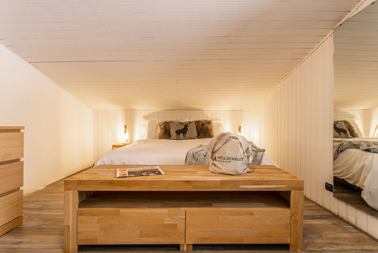 3 chambres, fer et planche à repasser, Wi-Fi, draps fournis