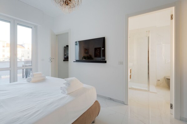 1 bedroom, iron/ironing board, WiFi