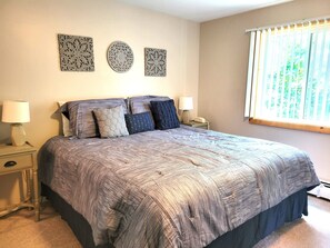 1 habitación, tabla de planchar con plancha, internet y ropa de cama 