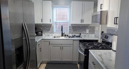 Conveniently located home in a quiet family friendly neighborhood!