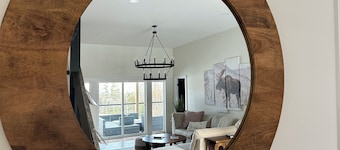 "Owl’s Nest Resort- New Home with Stunning Mountain Views on the 17th Green.”