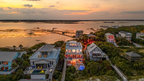 Ocean's Eye - Luxury - Oceanfront - Private Heated Pool - Sunrise and Sunset Views