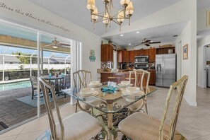 Dining - Adventure Awaits, Heated Pool & hot Tub - Cowboy Cabana - Roelens (Cape Coral)
