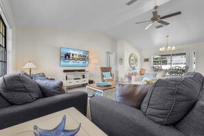 Smart TV - Adventure Awaits, Heated Pool & hot Tub - Cowboy Cabana - Roelens (Cape Coral)
