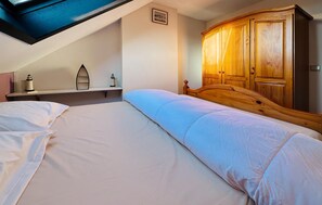 2 chambres, lit de bébé portatif, accès au Wi-Fi (inclus)