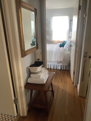 1 Schlafzimmer, Schreibtisch, Bügeleisen/Bügelbrett, kostenloses WLAN