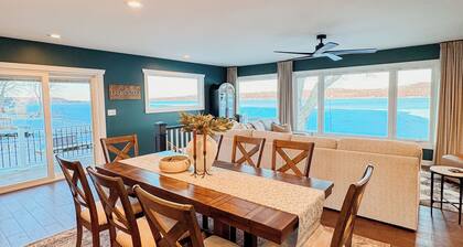 The LeClaire Driftwood Retreat on the Mississippi River!