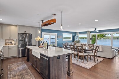 The LeClaire Driftwood Retreat on the Mississippi River!