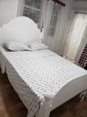 2 chambres, bureau, fer et planche Ă repasser, Wi-Fi gratuit