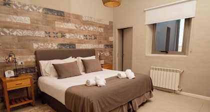 Dobe Lodge