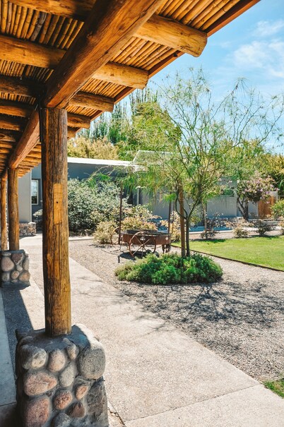 Dobe Lodge