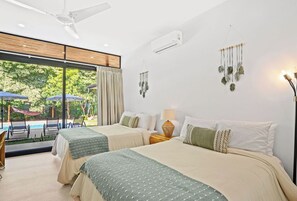 4 bedrooms, in-room safe, desk, WiFi