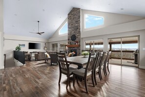 Dining - Lake Escape: Views, Hot Tub, Game Room & Pools (Hollister)