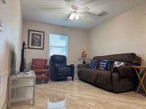 Smart TV, computer monitors