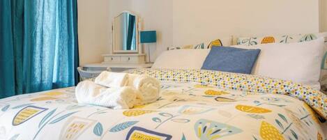 3 Schlafzimmer, Schreibtisch, kostenloses WLAN, Bettwäsche