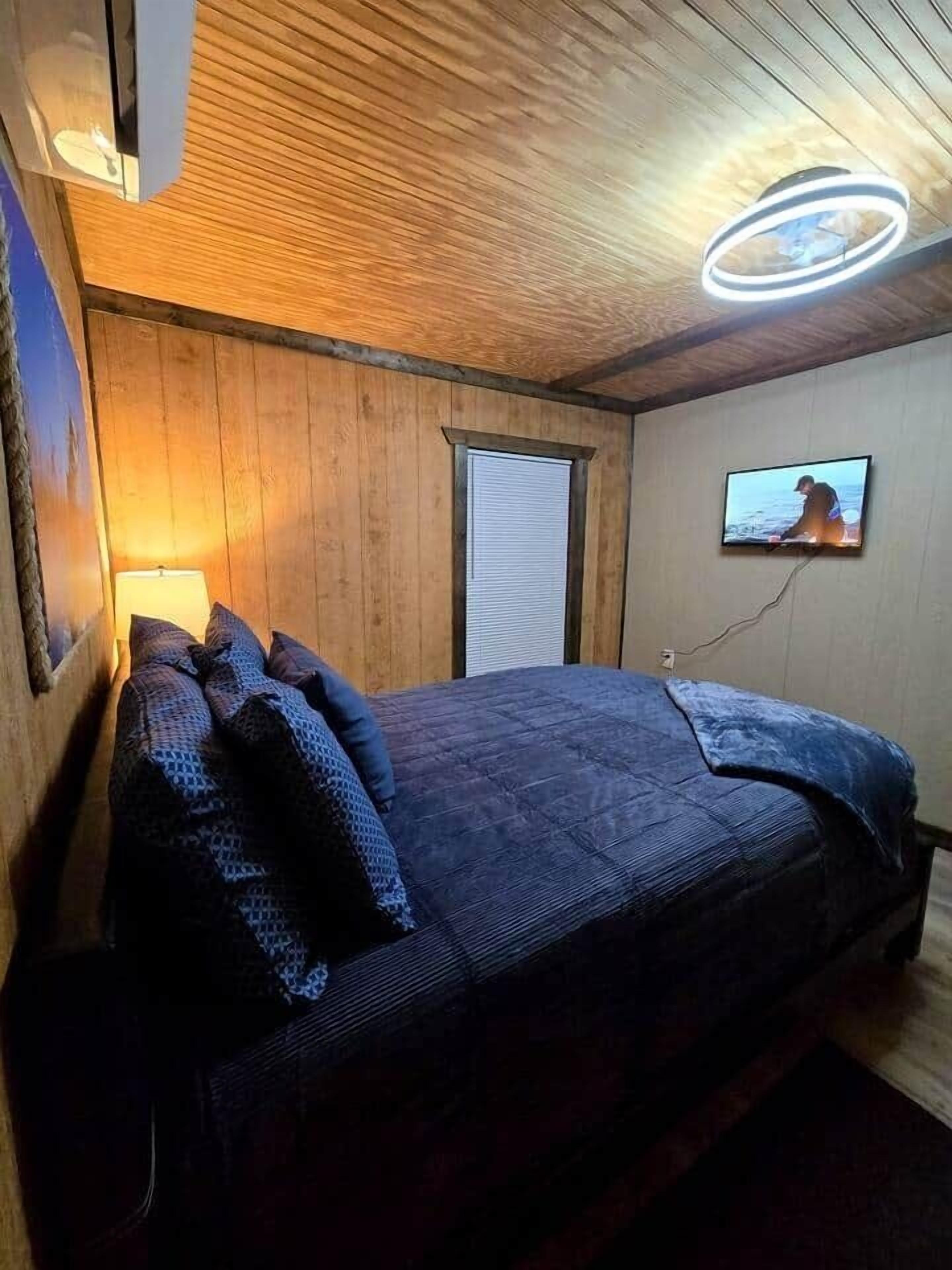 2 quartos, ferros/tábuas de passar roupa, Wi-Fi de cortesia