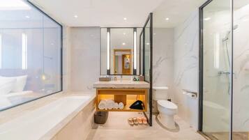 Executive Single Room, City View | Bathroom | Hair dryer, slippers, towels, shampoo