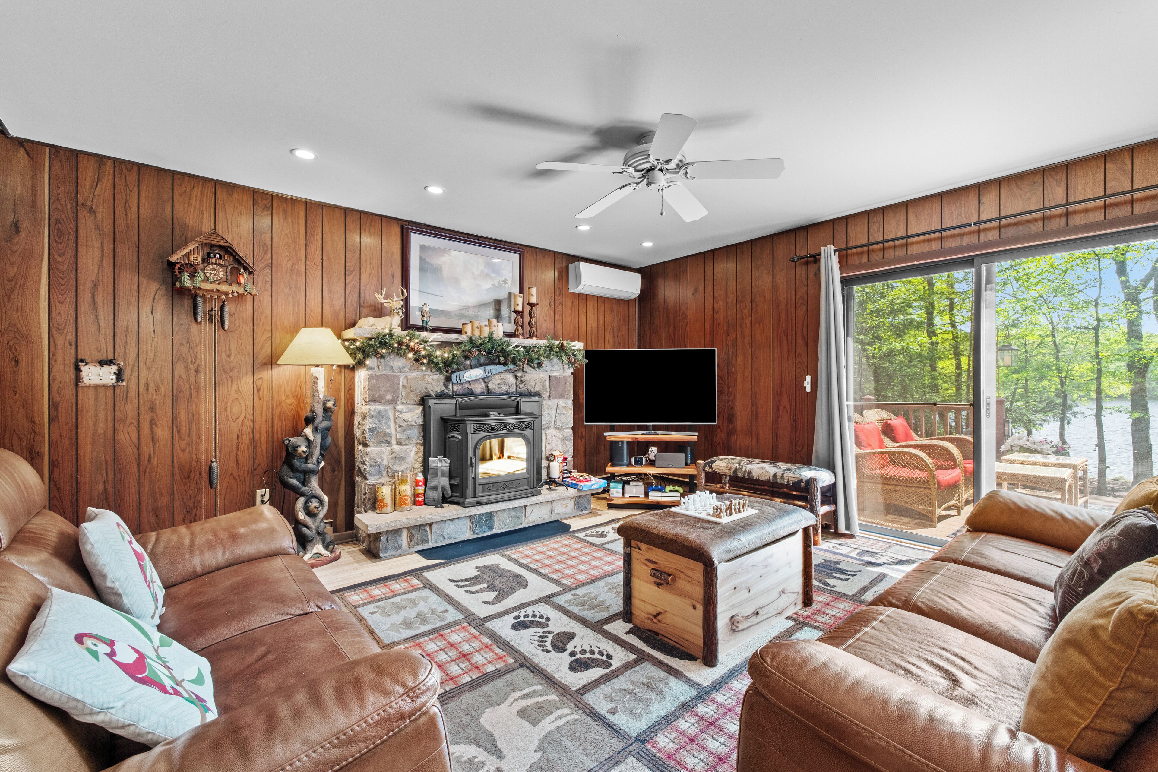 智能电视、壁炉